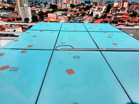 Projeto real em vidro executado pela FT Vidraçaria